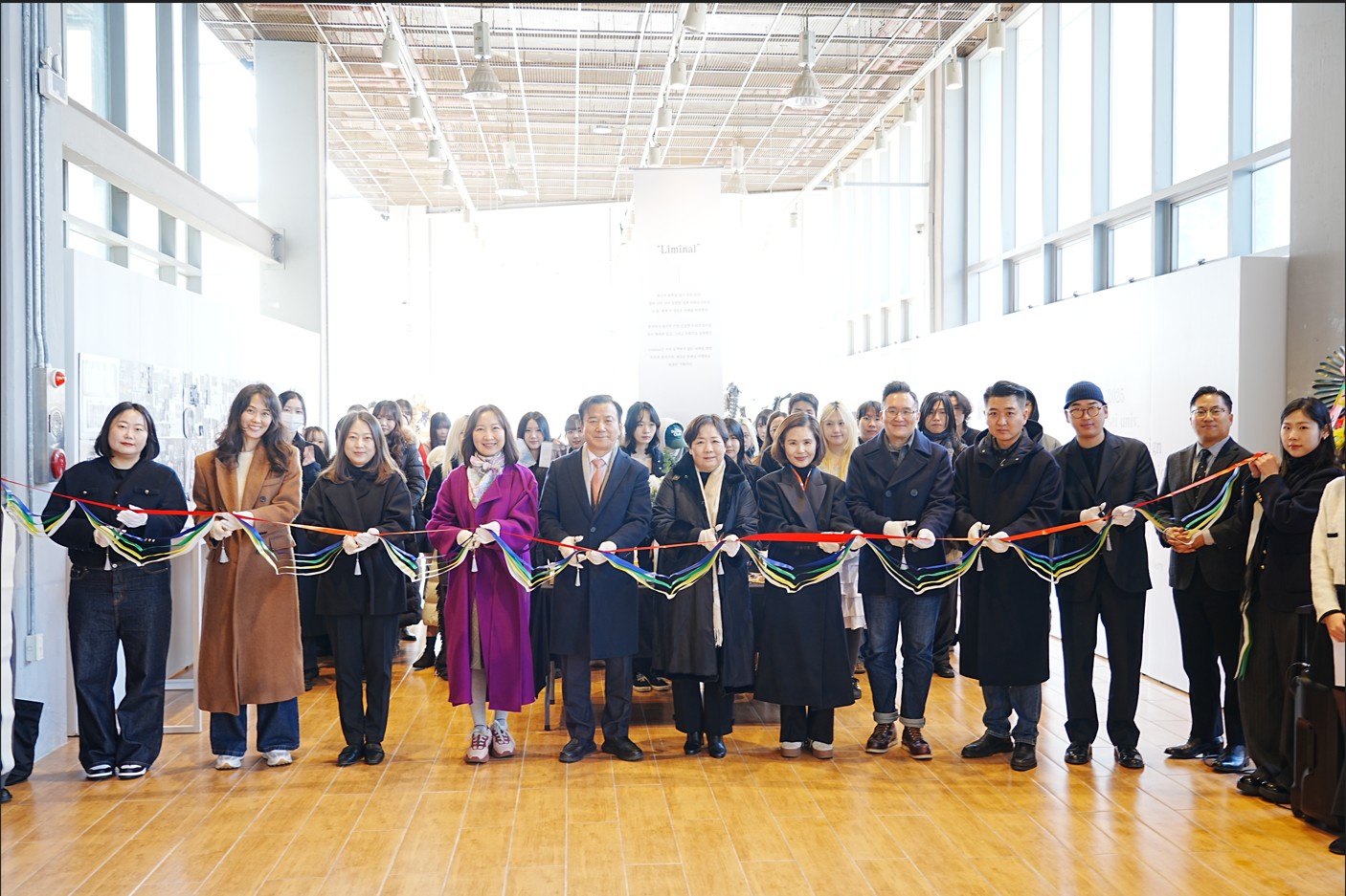 한세대학교 제17회 섬유패션디자인학과 졸업전시회 ‘Liminal’ 개막 대표이미지